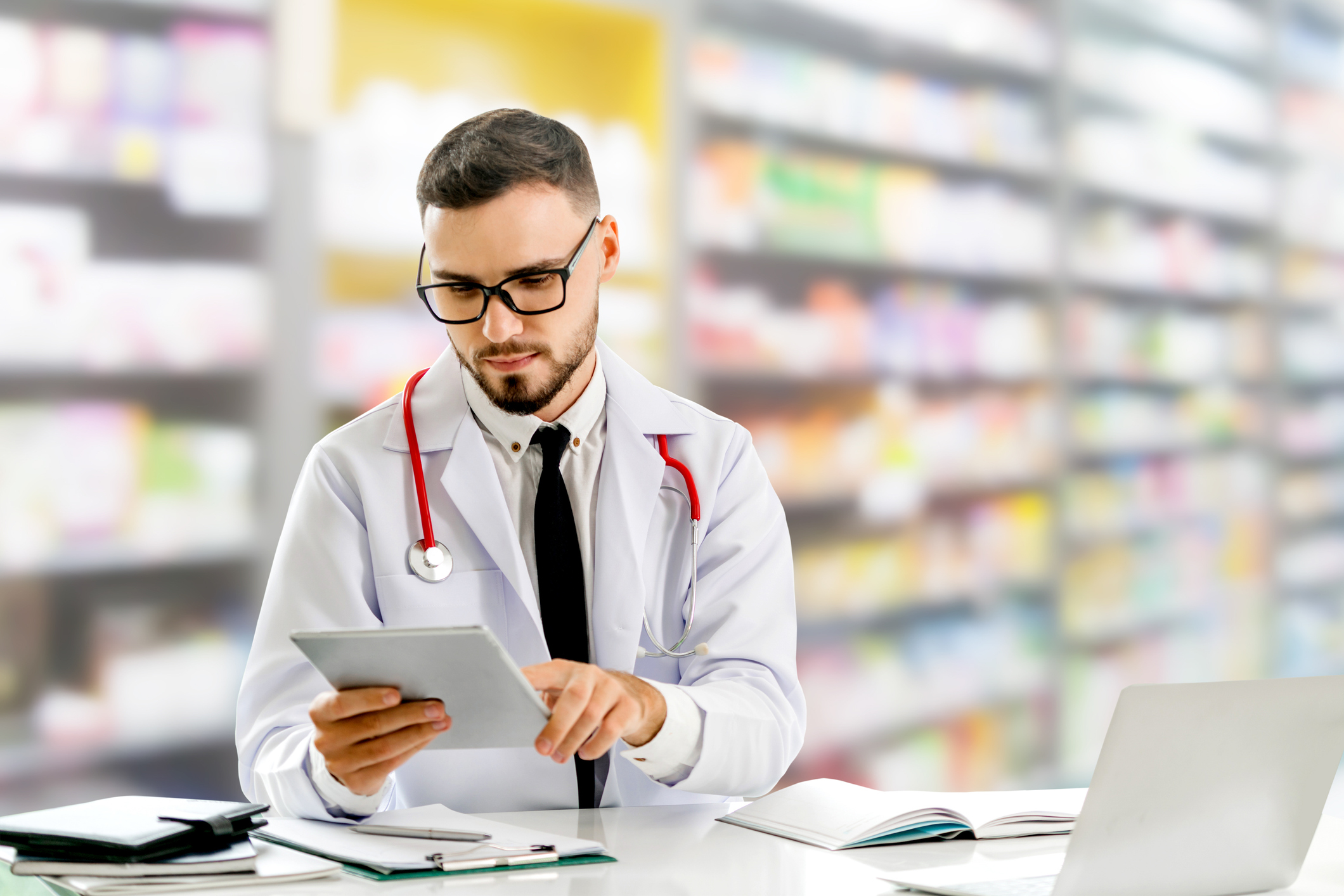 La farmacia actualiza conocimientos sobre nutrición, alergias, patologías y aditivos